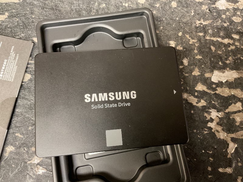 Photo 1 of Samsung 970 EVO Plus SSD 500GB - M.2 NVMe Interface Internal Solid State Drive with V-NAND Technology (MZ-V7S500B/AM)