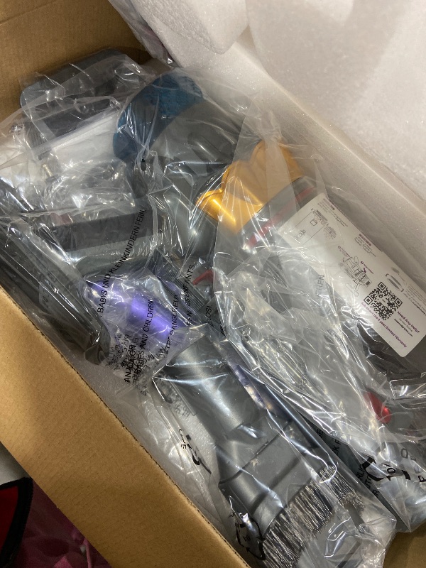 View 3 of NON-FUNCTIONAL, PARTS ONLY---------------------------------------------Cordless Vacuum Cleaner, 55KPA 70Min 650W Motor Powerful Vacuum Cleaners for Home, Self-Stand Cordless Stick Vacuum Rechargeable Anti-Tangle/LED Screen/1.8L Cup for Home Pet Hair/Carpe