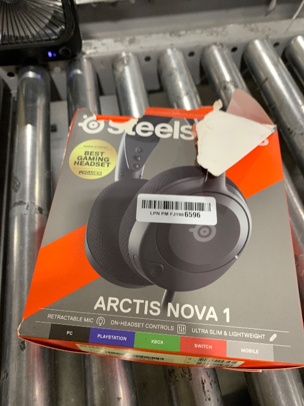 Photo 1 of SteelSeries Arctis Nova 1 Multi-System Gaming Headset — Hi-Fi Drivers — 360° Spatial Audio — Comfort Design — Durable — Ultra Lightweight — Noise-Cancelling Mic — PC, PS5/PS4, Switch, Xbox - Black
