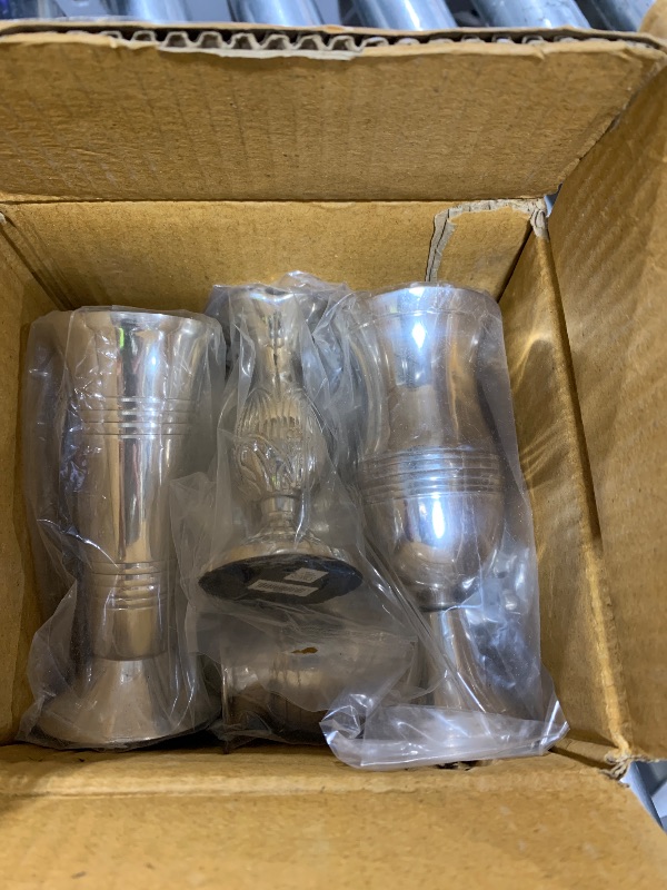 Photo 1 of Two's Company Queen Anne's Set of 6 Vases