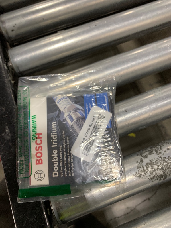 Photo 1 of BOSCH 96315 OE Fine Wire Double Iridium Spark Plug - Advanced Original Equipment Technology with 4X Life - Pack of 4