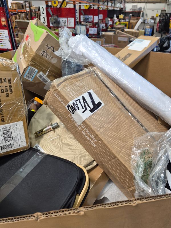 View 3 of 
Box Size: 4-Foot Pallet (Truck/Trailer Pickup Only) | This 4-foot pallet contains roughly 200-300 assorted items, the same types we list for auction daily. Sourced from return centers, items are uninspected and may be new or gently used, with typical val