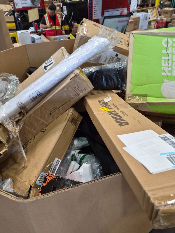 View 2 of 
Box Size: 4-Foot Pallet (Truck/Trailer Pickup Only) | This 4-foot pallet contains roughly 200-300 assorted items, the same types we list for auction daily. Sourced from return centers, items are uninspected and may be new or gently used, with typical val