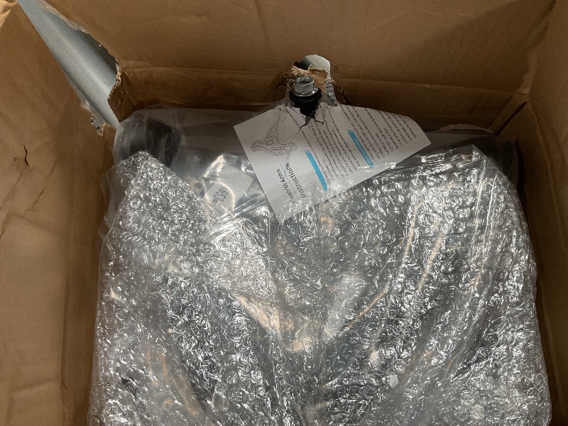 Photo 1 of ***************MISSING EVERYTHING EXCEPT THE 2 CONTROL ARMS****************
4WD Front Upper Control Arm Suspension Kit Fit for Chevy Silverado 1500 1999-2006 GMC Sierra 1500 2000-2006 Yukon Tahoe Suburban 2002-2006 with Lower Ball Joint K80942-13 pcs