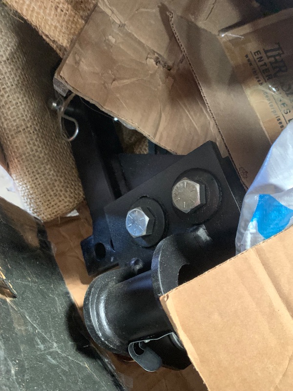 Photo 1 of    Incomplete item, parts only***
VEVOR Weight Distribution Hitch, 12000 lbs Max Towing & 1200 lbs Max Tongue, Weight Distributing Hitches Kit with Sway Control Includes 2 in Shank & 2-5/16 in Ball, Load Leveling Hitch for Trailers