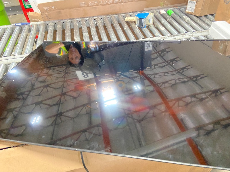 Photo 1 of ***DAMAGED. PARTS ONLY*** Samsung 65-Inch Class Mini LED M70H Series Samsung Vision AI Companion Smart TV (2026 Model, 65M70H) LED Processor 4K, Pure Spectrum Color, Motion Xcelerator + DLG 120Hz