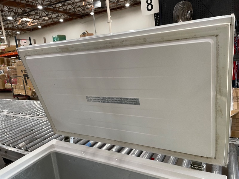 Photo 1 of ***DAMAGES SHOWN IN PHOTO*** Hisense 6.9 Cu ft Chest Freezer- White