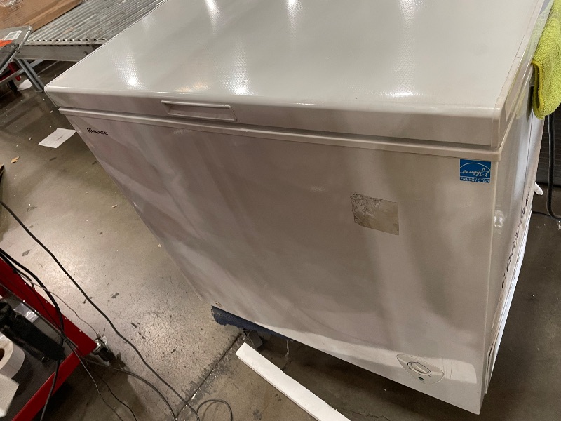 Photo 1 of ***DAMAGES SHOWN IN PHOTO*** Hisense 6.9 Cu ft Chest Freezer- White