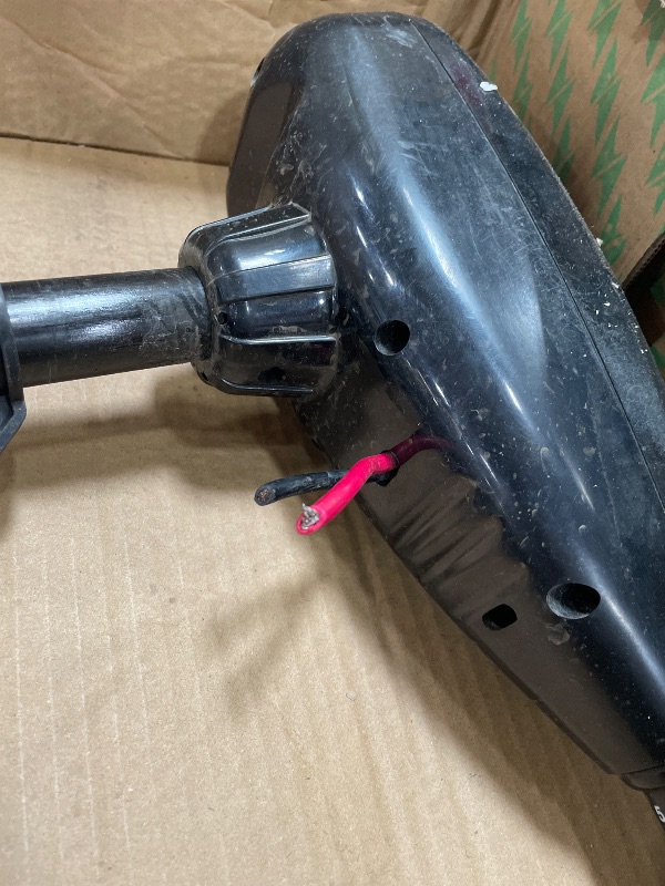 View 3 of **PARTS ONLY WIRES ARE CUT HEAVILY USED UNABLE TO TEST**NOT NEWPORT
 Thrust Trolling Motor