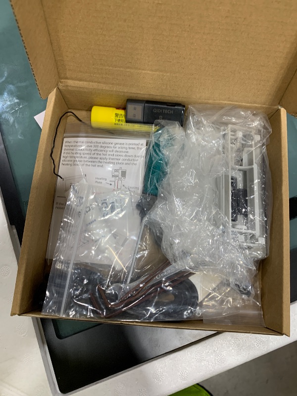 Photo 1 of **There is a critical issue in printer with print head , which is not throwing filament at all , at any temperature** QIDI Q2 3D Printer 2025 Upgrade, Enclosed FDM with 65? Heated Chamber, Ultra Air Filtration, 600mm/s High Speed, AI Camera, Full Auto Lev