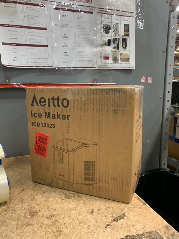 Photo 1 of *DEFECTIVE* Aeitto Ice Maker Countertop 26lbs/24H, Ice Machine 8 Ice Cubes Ready in 6 Mins, 2 Sizes of Bullet Ice Portable Ice Makers with Basket & Scoop, Auto Self-Cleaning for Home/Kitchen/Office Stainless