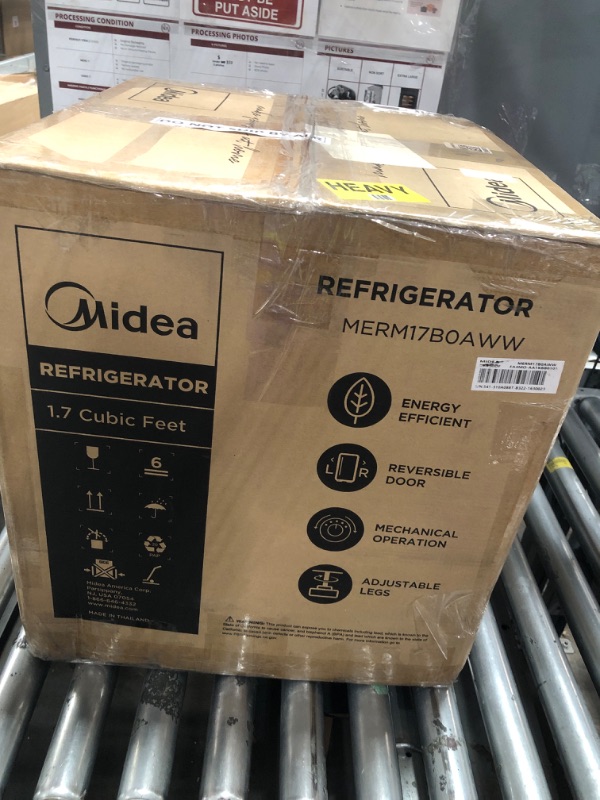 Photo 1 of ** for parts only does not power on ** Midea MERM17B0AWW Mini Fridge, 1.7 Cu.ft Energy Star Certified Mini Refrigerator, Adjustable Thermostat, Reversible Door, Low Noise for Dorm, Office, Bedroom, White