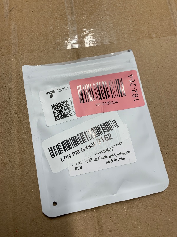 Photo 1 of ????? ???????? USB to USB C Adapter,Type-C Female to A Male Charger Converter for iPhone 17 Charger,iWatch Ultra SE 9 10,iPhone 17 Pro Max 16 15 14,Samsung S25,AirPods,iPad,Car,Xbox