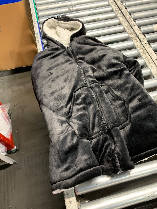 Photo 1 of ***DAMAGED***
***STOCK PHOTO FOR REFERENCE ONLY***
Sherpy Kids' Velour Zip Hoodie