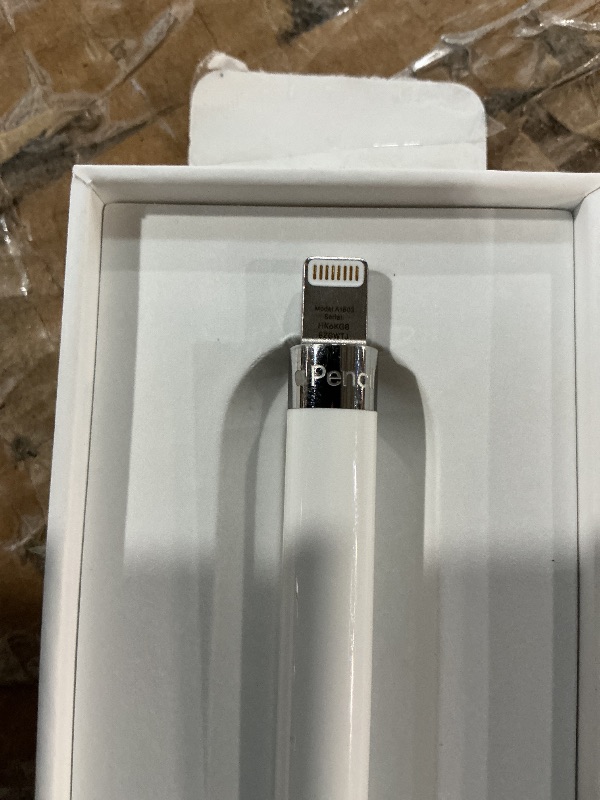 Photo 1 of ***CANT GUARANTEE AUTHENTICITY*** APPLE PENCIL GEN 1
