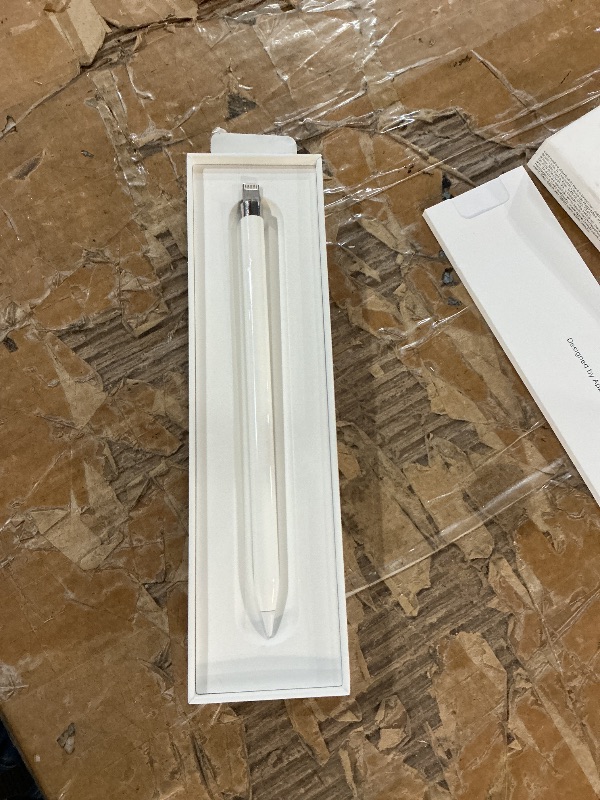 Photo 1 of ***CANT GUARANTEE AUTHENTICITY*** APPLE PENCIL GEN 1
