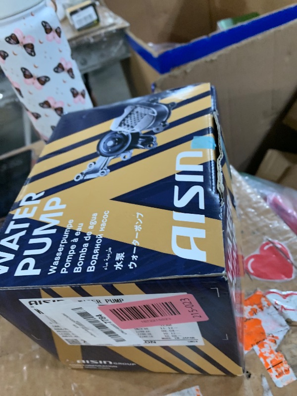 Photo 1 of [AISIN GENUINE] AISIN WPT-190 New Engine Water Pump with Gaskets - Compatible with Select Lexus CT200h Toyota Prius, Prius C, Prius Plug-In, Prius V