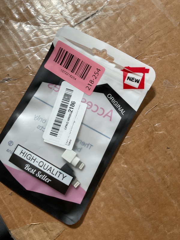 Photo 1 of [Apple MFi Certified] 90 Degree Lightning Extender Adapter for iPhone Charger,2 Pack iPhone Lightning Male to Lightning Female Extension Dongle Connector Pass Video/Audio Through Protective Cases