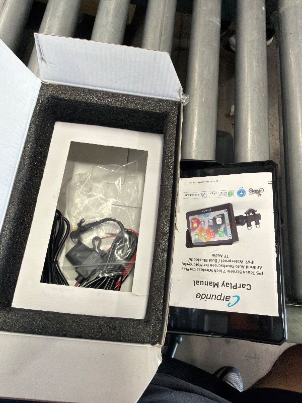 Photo 1 of ***********Missing clamps and wiring harness*************
Carpuride W702B Motorcycle Carplay Screen for BMW R1200GS R1250GS S1000XR Motorcycle, 7 inch Waterproof Touchscreen, Portable Carplay/Android Auto GPS Navigation for Motorbike, Dual Bluetooth