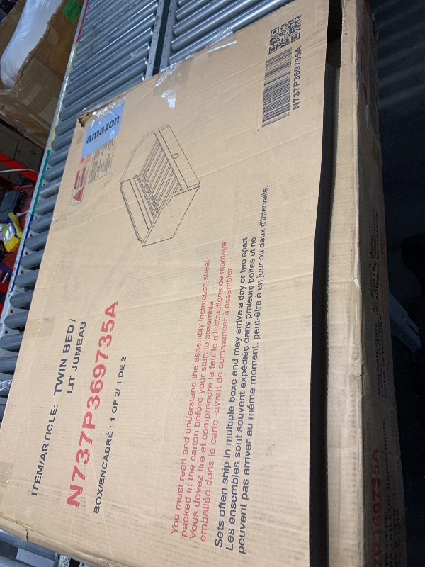 Photo 1 of ***PARTIAL SET - Box 1 of 2 Only***Merax Velvet Upholstered Daybed with Pop Up Trundle Twin to King Desigin, Twin Size Extendable Sofa Bed, Easy Assembly,No Box Spring Needed, Beige