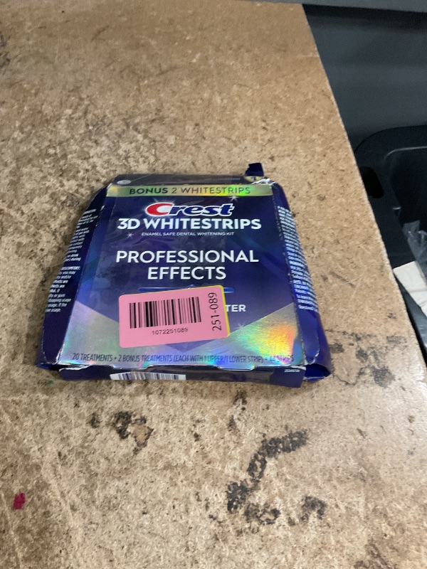 Photo 1 of *ONLY 17* Crest 3D Whitestrips Professional Effects – Teeth Whitening Kit, 22 Treatments (20 + 2 Bonus), Each with 1 Upper/1Lower, 44 Strips – Crest 3DWhite Teeth Whitening Strips