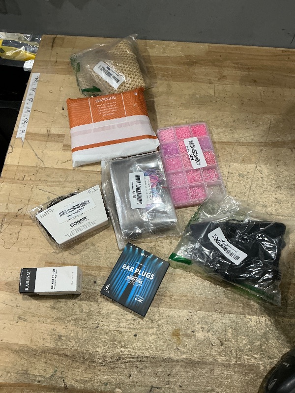 Photo 1 of  8 ASSORTED MISC ITEMS 