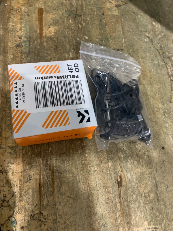 Photo 1 of ***BUNDLE ITEMS**

K&F CONCEPT Lens Hood Compatible with Canon RF 24-105mm F4-7.1 is STM,EF-S 18-135mm f/3.5-5.6 is USM Lens, Reversible Snap on Camera Lens Shade Replacement of EW-73D Hood AND CHARGER