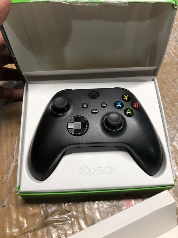 Photo 1 of ***MISSING PARTS - SEE NOTES/PHOTOS***Xbox Wireless Gaming Controller (2025) – Carbon Black – Play on Xbox, Windows, Android, iOS, FireTV Sticks, Smart TVs, VR Headsets