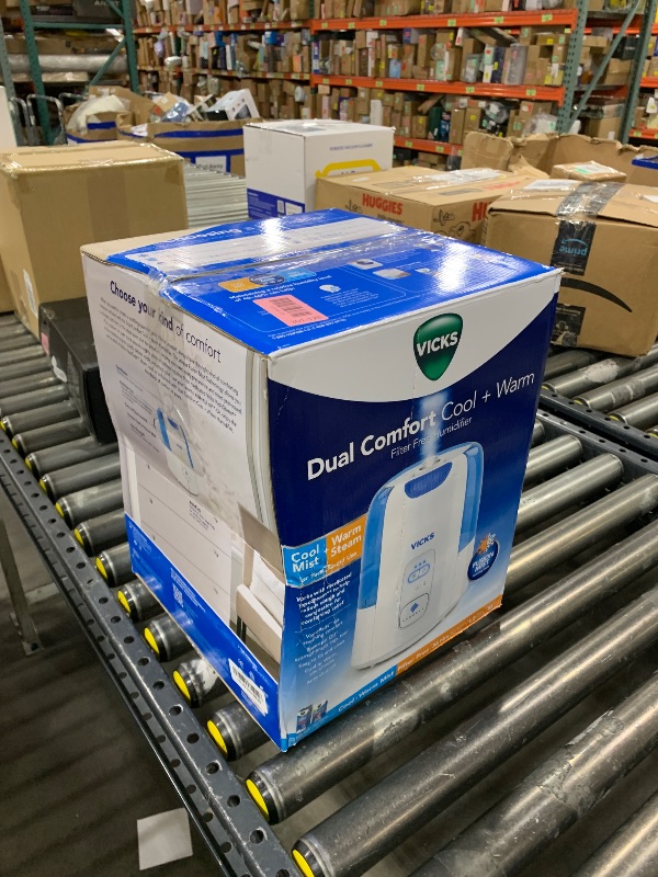 Photo 1 of Vicks Dual Comfort Cool + Warm Mist Humidifier for Bedrooms With Fusion Technology, Compatible with Vicks VapoPads and Vicks VapoSteam, WhiteLPNPMGY0919039

