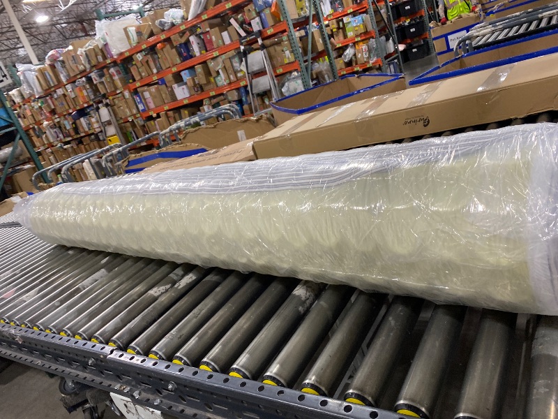 Photo 1 of CIOUDWAY – 12 Inch King Size Mattress – Real Hybrid King Mattress Memory Foam, Reinforced Edge Support, Zoned Coils for Pressure Relief and No Motion Transfer (King (12 Inch))