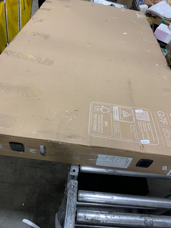Photo 1 of Samsung 85-Inch Class QLED Q7F Series Samsung Vision AI Smart TV (2025 Model, 85Q7F) Quantum HDR, Object Tracking Sound Lite, Q4 AI Gen1 Processor, 4K upscaling, Gaming Hub, Alexa Built-in (PARTS ONLY)