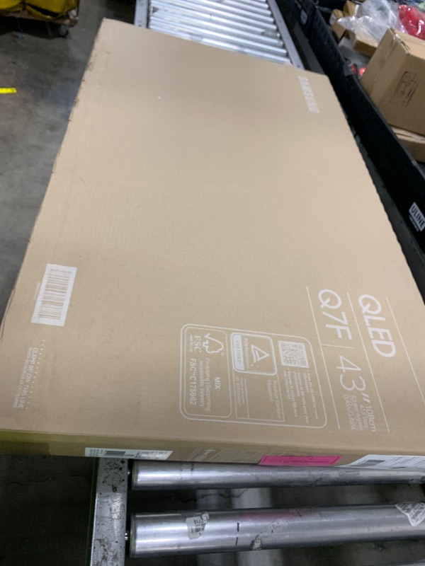 Photo 1 of Samsung 43-Inch Class QLED Q7F Series Samsung Vision AI Smart TV (2025 Model, 43Q7F) Quantum HDR, Object Tracking Sound Lite, Q4 AI Gen1 Processor, 4K upscaling, Gaming Hub, Alexa Built-in (parts only)