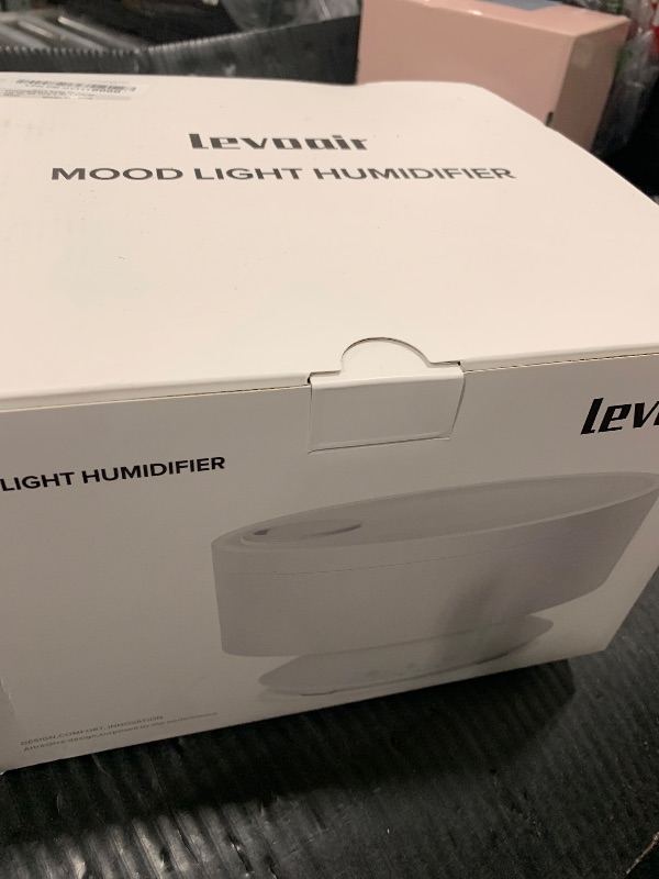Photo 1 of **USeD, INCOMPLETE** Large Humidifiers Easy to Clean,1.6L, Essential Oil Diffuser, Colorful Light,Ultrasonic Top Fill Cool Mist Humidifiers for Bedroom Baby Plants,Ultra Quiet,Last up to 20 Hrs,Levoair