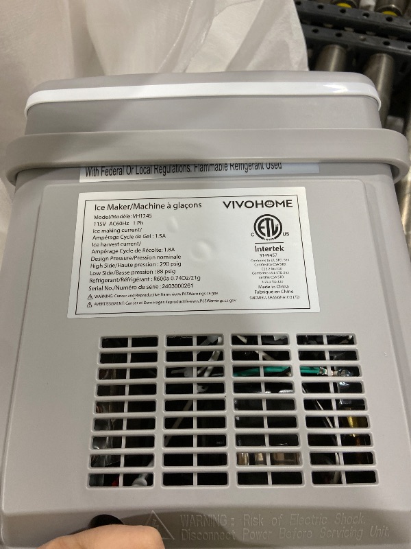 Photo 1 of VIVOHOME Electric Portable Compact Countertop Automatic Chewable Nugget Ice Cube Maker Machine with Hand Scoop 10 Ice Bags and Self Cleaning Function 33lbs/Day Silver