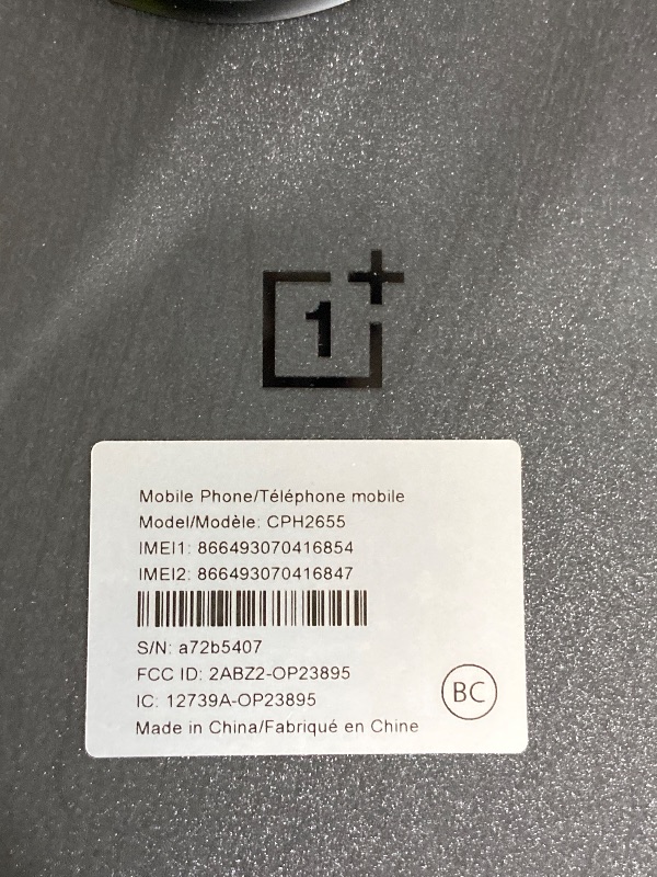 Photo 1 of OnePlus 13,12GB RAM + 256GB Storage, Dual-SIM, Unlocked Android Smartphone, Snapdragon 8 Elite, 80W SUPERVOOC Fast Charging and 50W AIRVOOC Charging, Advanced Hasselblad Camera, 2025, Black Eclipse