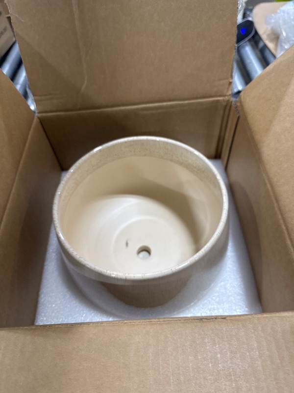 Photo 1 of LE TAUCI Ceramic Planter, 10 Inch Plant Pot with Drainage Hole & Saucer – Durable Indoor Planter for Modern Home Decor, Reactive Glaze Beige
