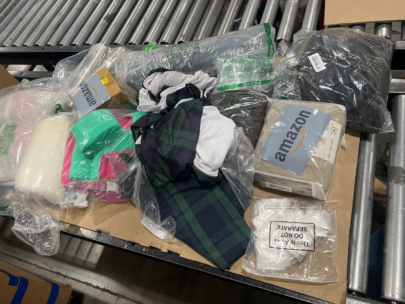Photo 1 of box of mixed items