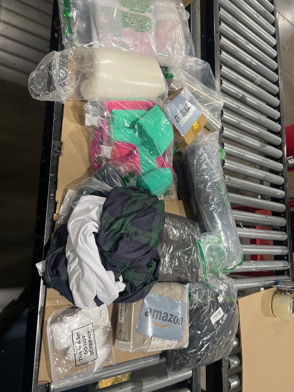 Photo 1 of box of mixed items