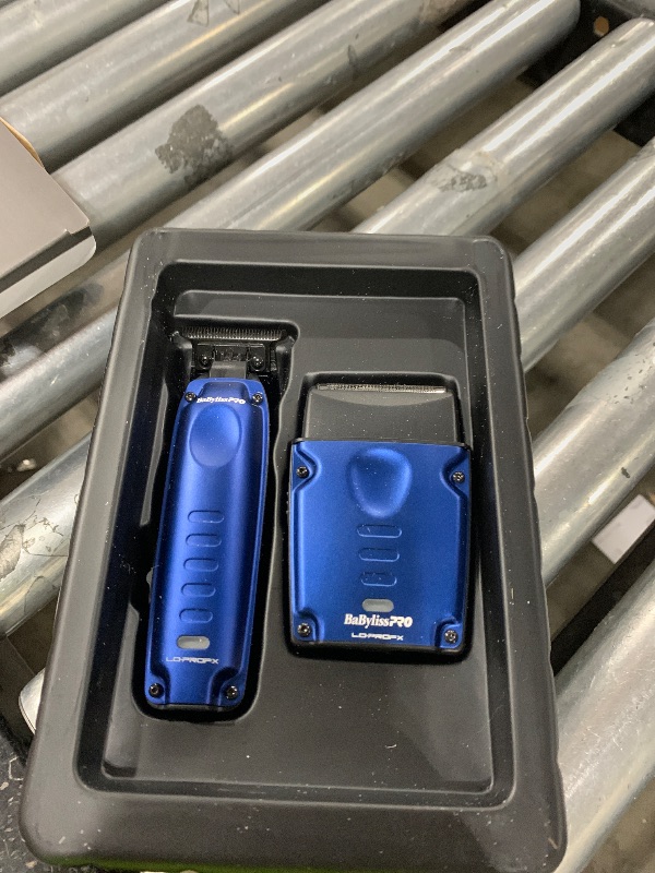 Photo 1 of BaBylissPRO Compact LO-PROFX High Performance Trimmer and Shaver Prepack
