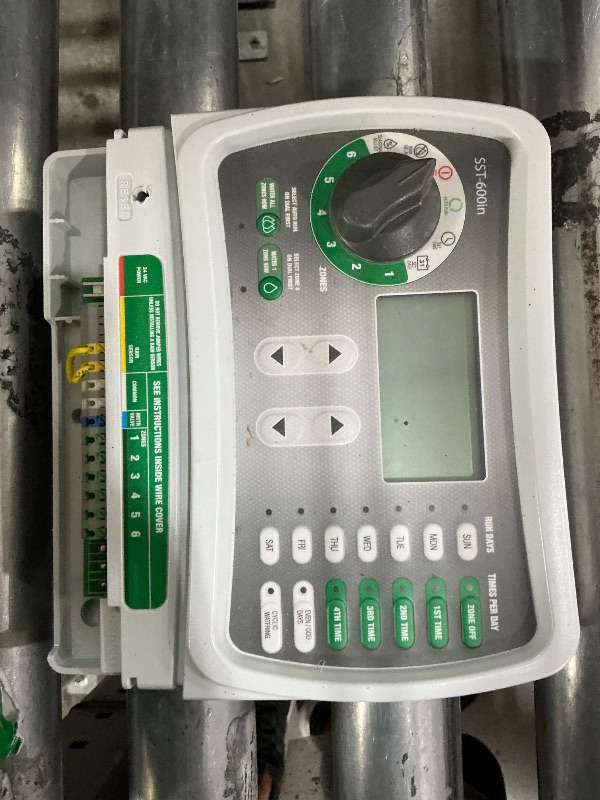 Photo 1 of ***MISSING PARTS***Rain Bird SST400IN Simple-to-Set Indoor Sprinkler/Irrigation System Timer/Controller, 4-Zone/Station (This New/Improved Model Replaces SST400I)