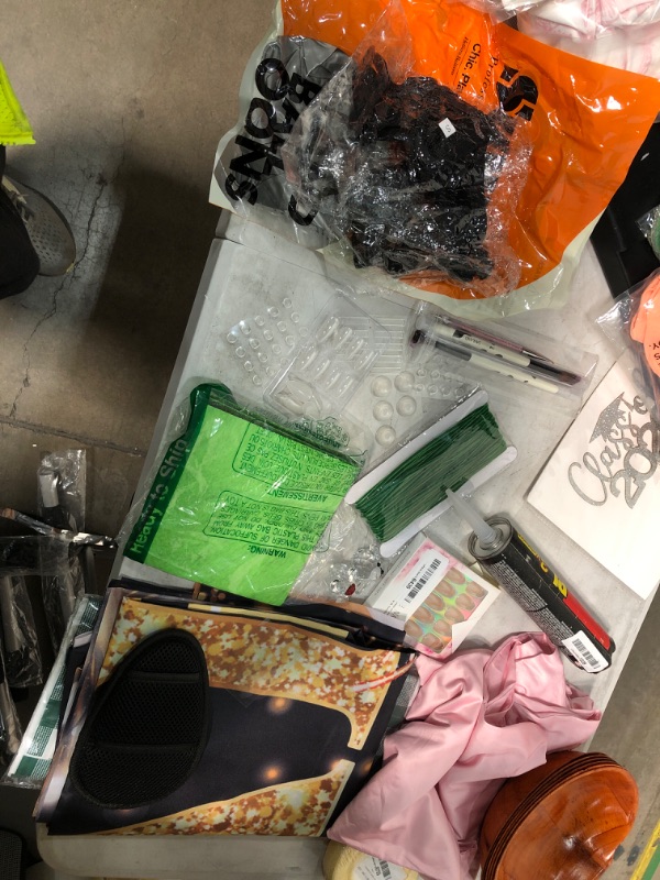 Photo 1 of ***Bundle of misellanous home goods/decorations/nails/bowls