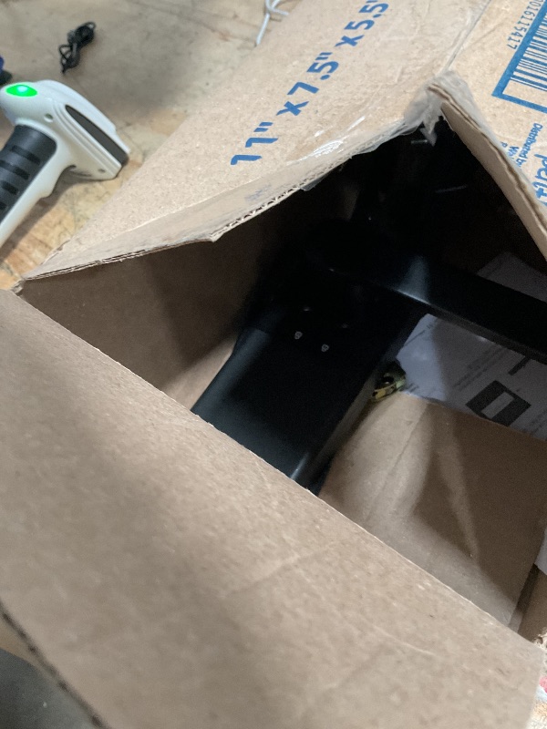 Photo 1 of ***FOR PARTS ONLY***(NON FUNCTIONAL)
Bamberg Keypad Smart Door Lock with Handle: Keyless Entry Deadbolt - Fingerprint &
Keypad Door Lock for Front Door - Key & IC Card Access - Remote Control via APP - Secure Smart Lock