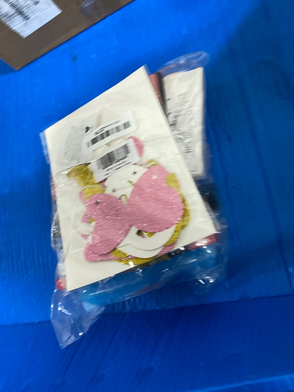 Photo 1 of ***Bundle of miscellaneous home goods