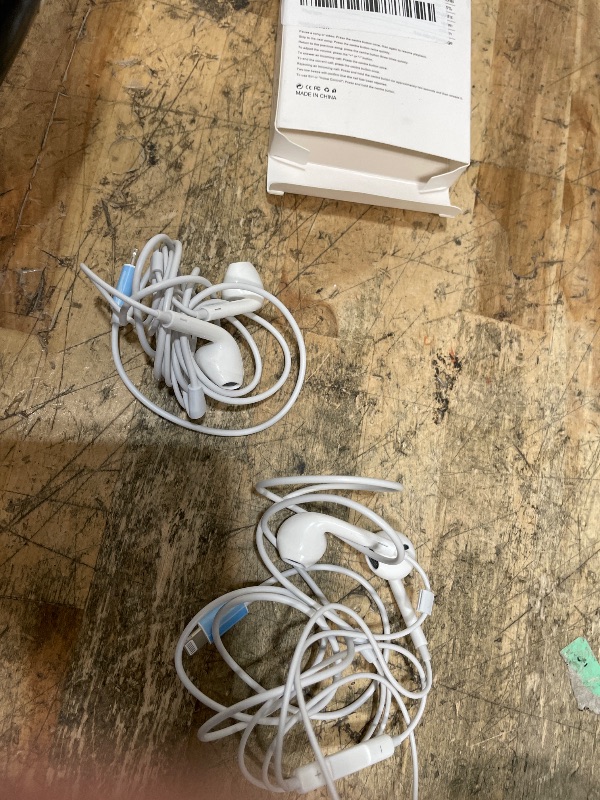 Photo 1 of [Apple MFi Certified] iPhone Headphones Wired, 2 Pack Lightning Earbuds/Earphones Wired with Built-in Mic & Volume Control HiFi Stereo Nosie Reduction Compatible for iPhone 14 13 12 11 Pro Max XS XR X