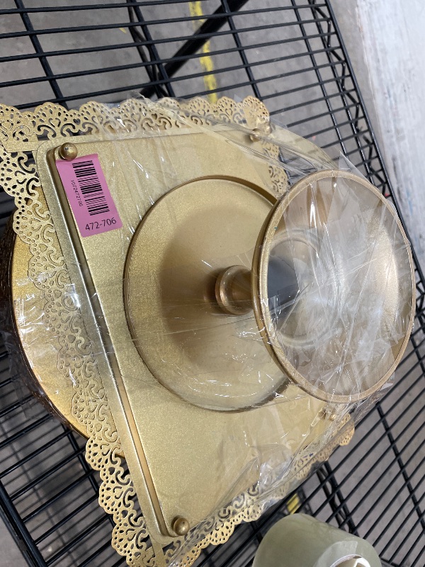 Photo 1 of Mixed Bundle of Pieces Gold Cake stand set