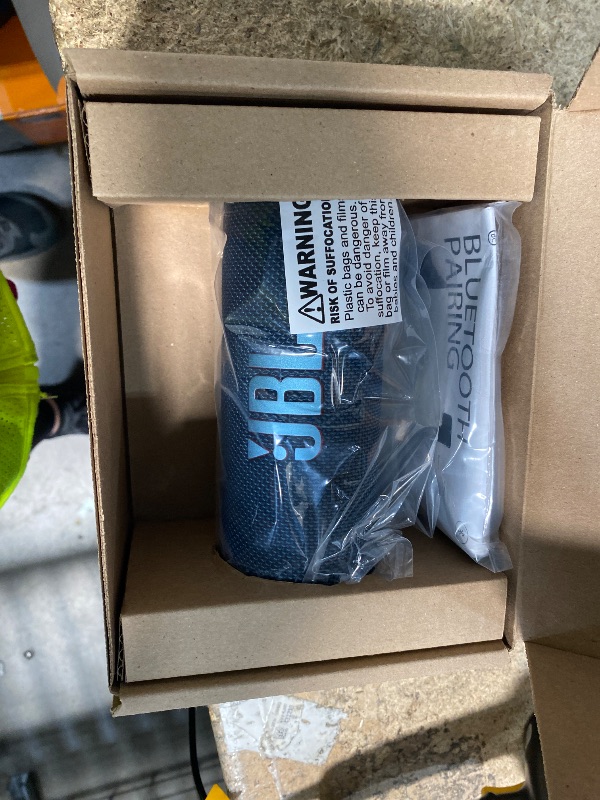 Photo 1 of (unfunctional) JBL Flip 6 - Portable Bluetooth Speaker - Blue (Renewed)