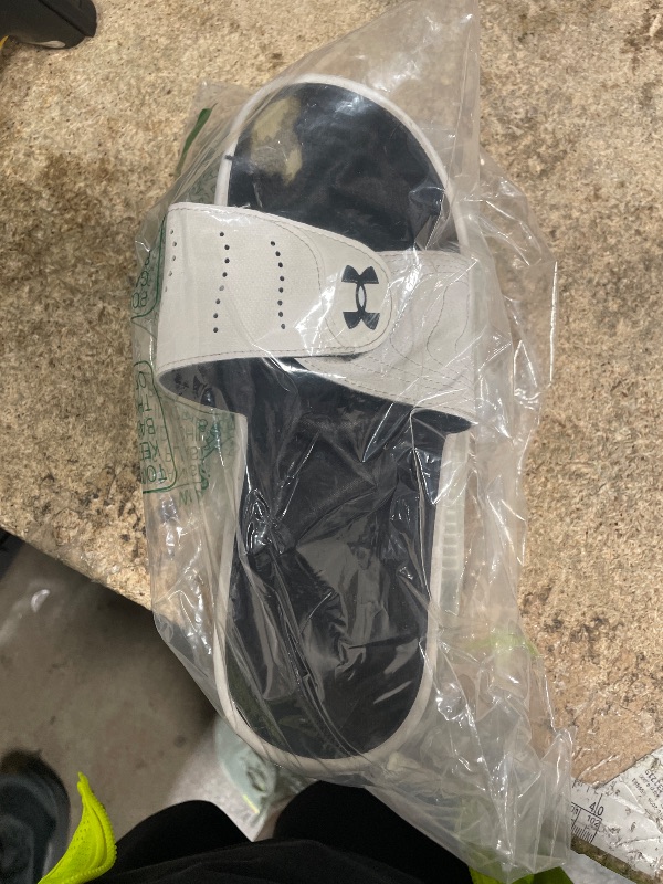 Photo 1 of ****SEE NOTES****
Under Armour Women's Ignite Select, (102) White/White/Black, 9, US