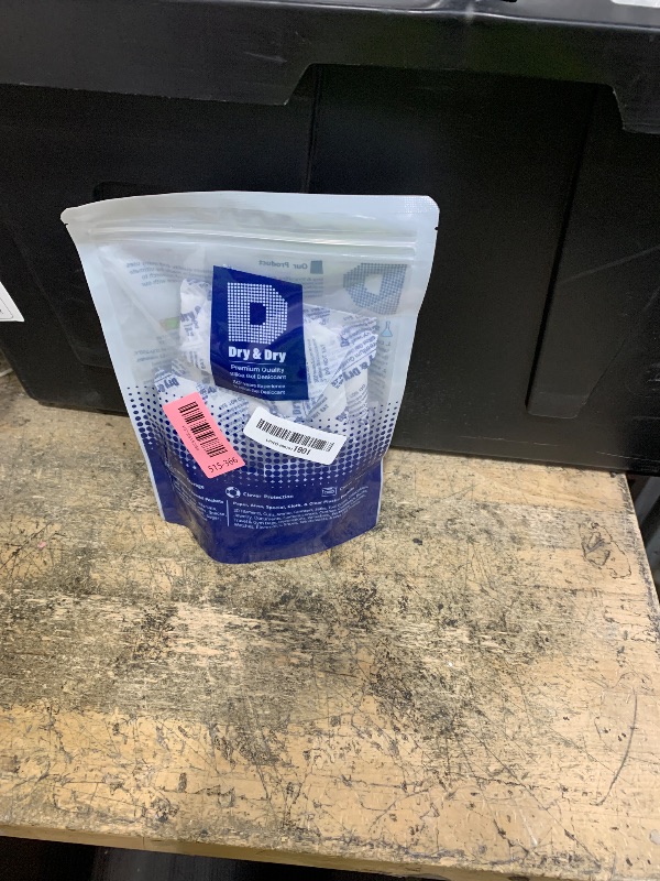 View 1 of [Dry & Dry silica gel packets] are high-quality, rechargeable, and non-toxic desiccants designed for moisture control, featuring premium, cobalt chloride-free pure silica gel. Packaged in sturdy, food-safe, and moisture-absorbing materials, they are avail