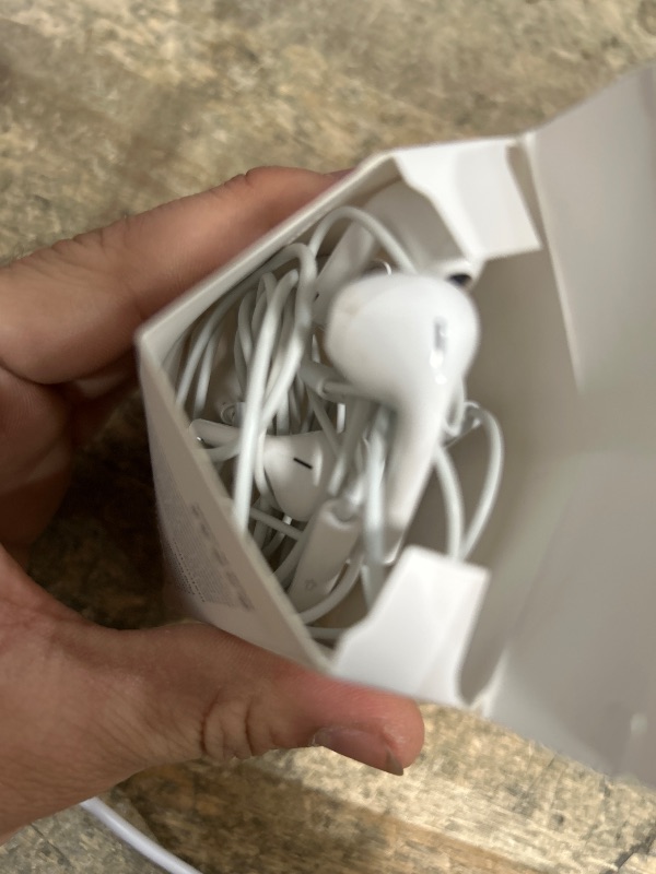 Photo 1 of [Apple MFi Certified] 2 Pack Lightning Headphones, True Plug and Play Wired Earbuds for iPhone with Microphone & Volume Control, in-Ear Earphones Compatible with iPhone 14 13 12 11 Pro Max XS XR 8 7