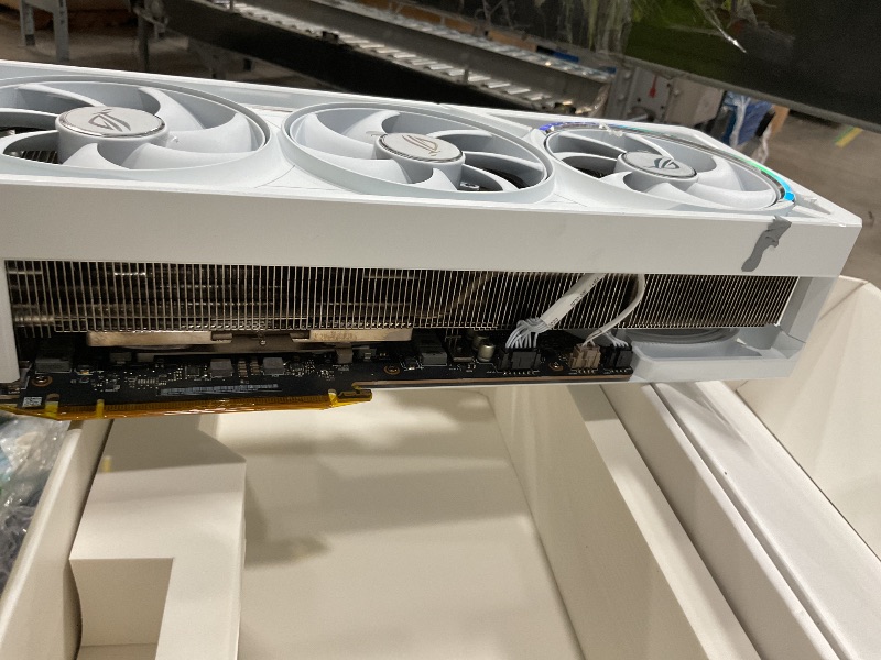 Photo 1 of **SEE PHOTOS AND ITEM COMMENTS** ASUS ROG Astral NVIDIA GeForce RTX 5090 32GB GDDR7 White OC Edition Gaming Graphics Card (PCIe 5.0, HDMI/DP 2.1, 3.8-Slot, 4-Fan Design, Axial Fans, Patented Vapor Chamber), 3 Year Warranty UPDATED 7/5/2026